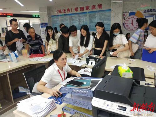 道縣教育局政務窗口 主動加班服務，以創意服務贏民心